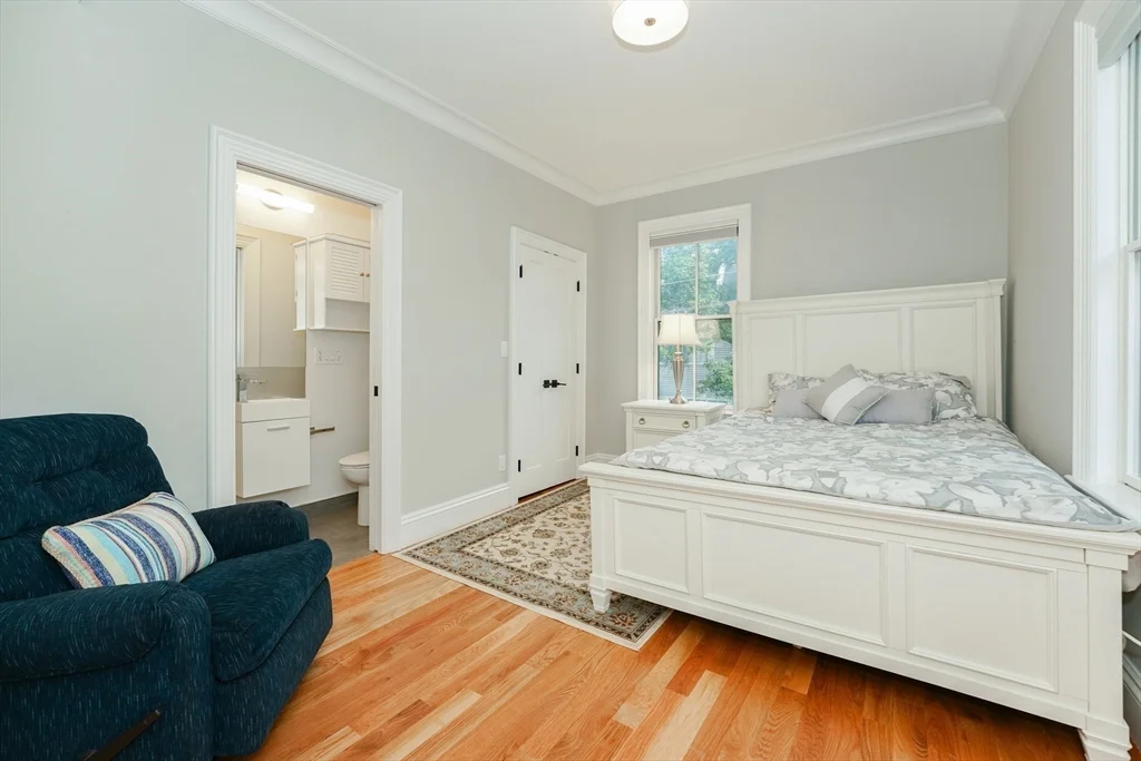 23 Irving St, Mid-Cambridge