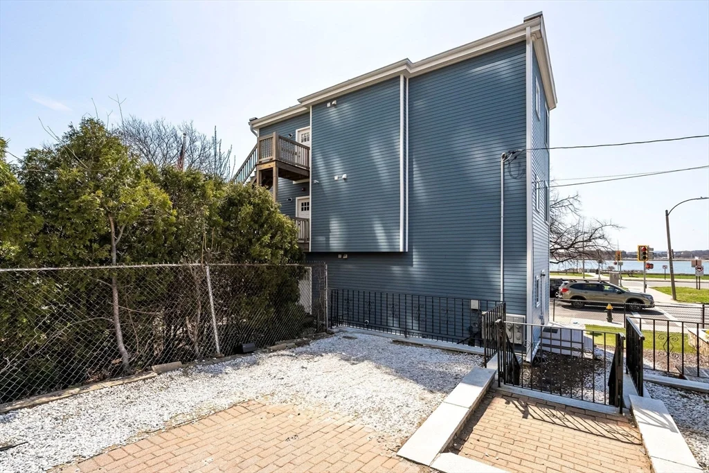 1400 Columbia Rd, South Boston