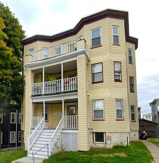 94 Montebello Rd, Jamaica Plain