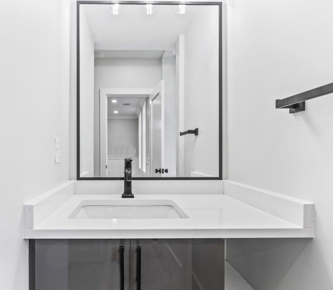 300 Somerville Ave, Ward Two