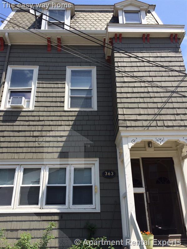 363 Beacon St, Porter Square