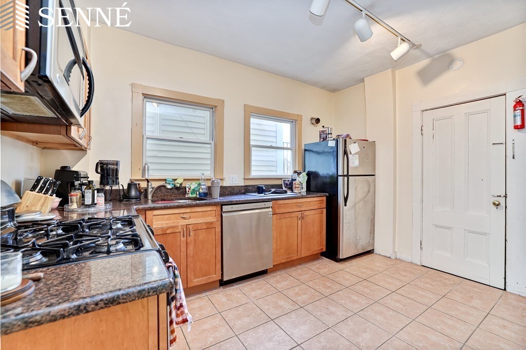 24 Crescent St, Baldwin