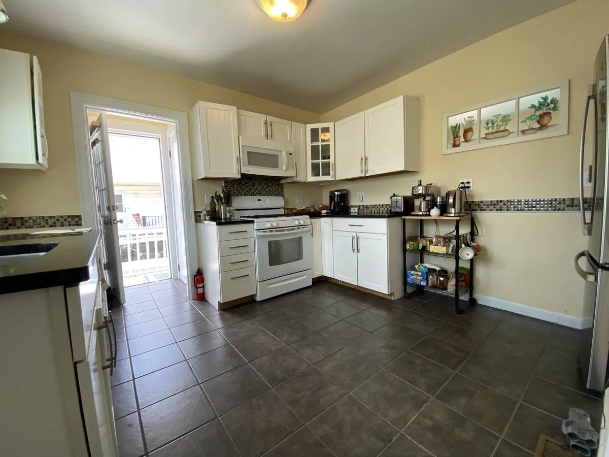 2 Vassar St, South Medford
