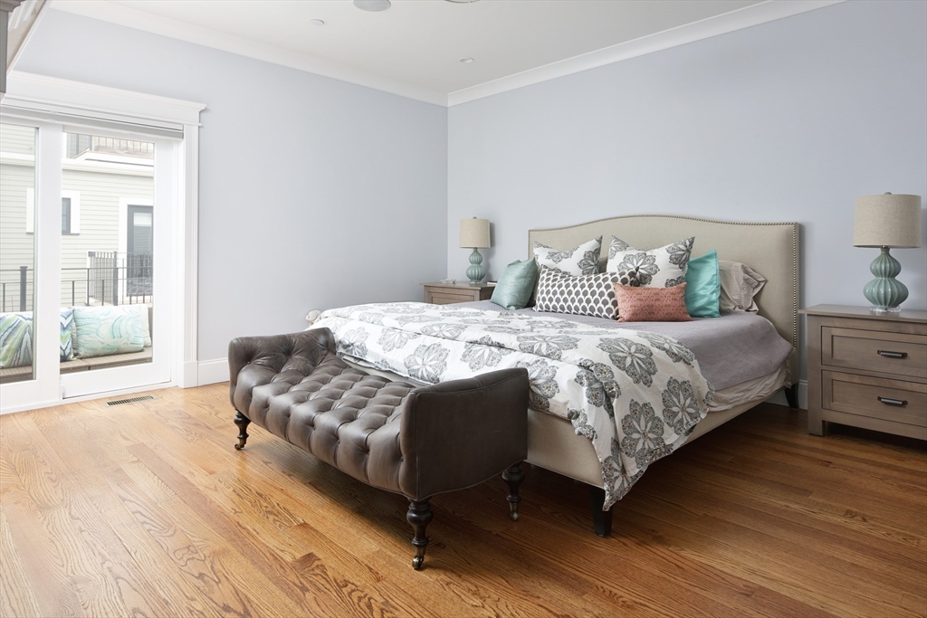 195 West 2nd St, South Boston