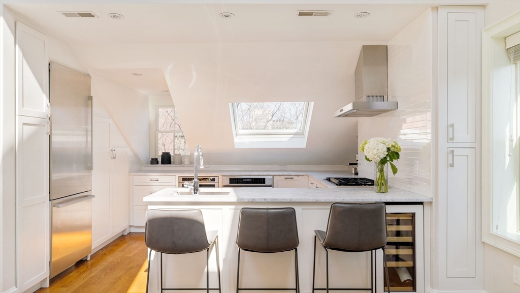 462 Shawmut, South End