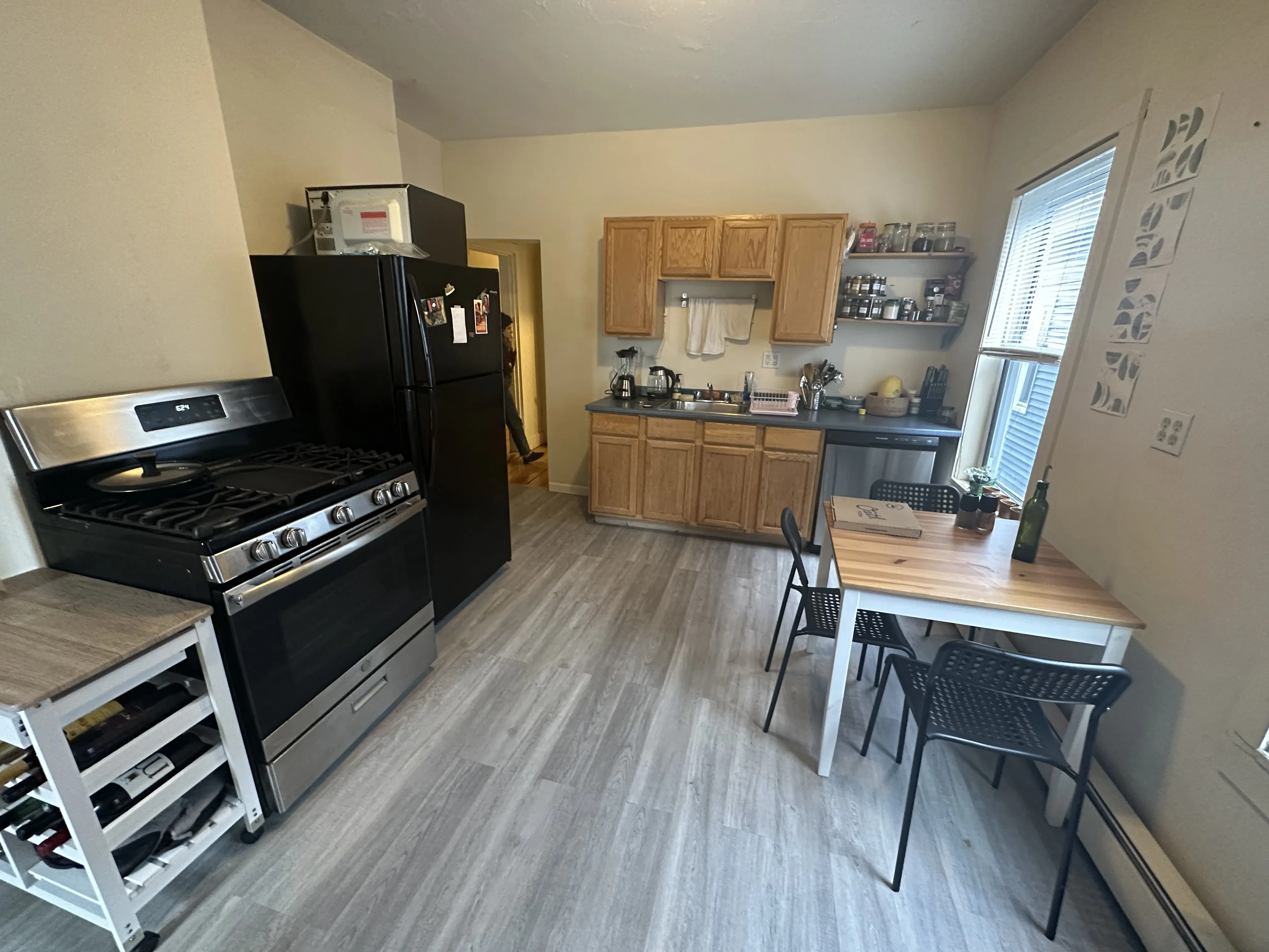 61 Webster Ave, Ward Two