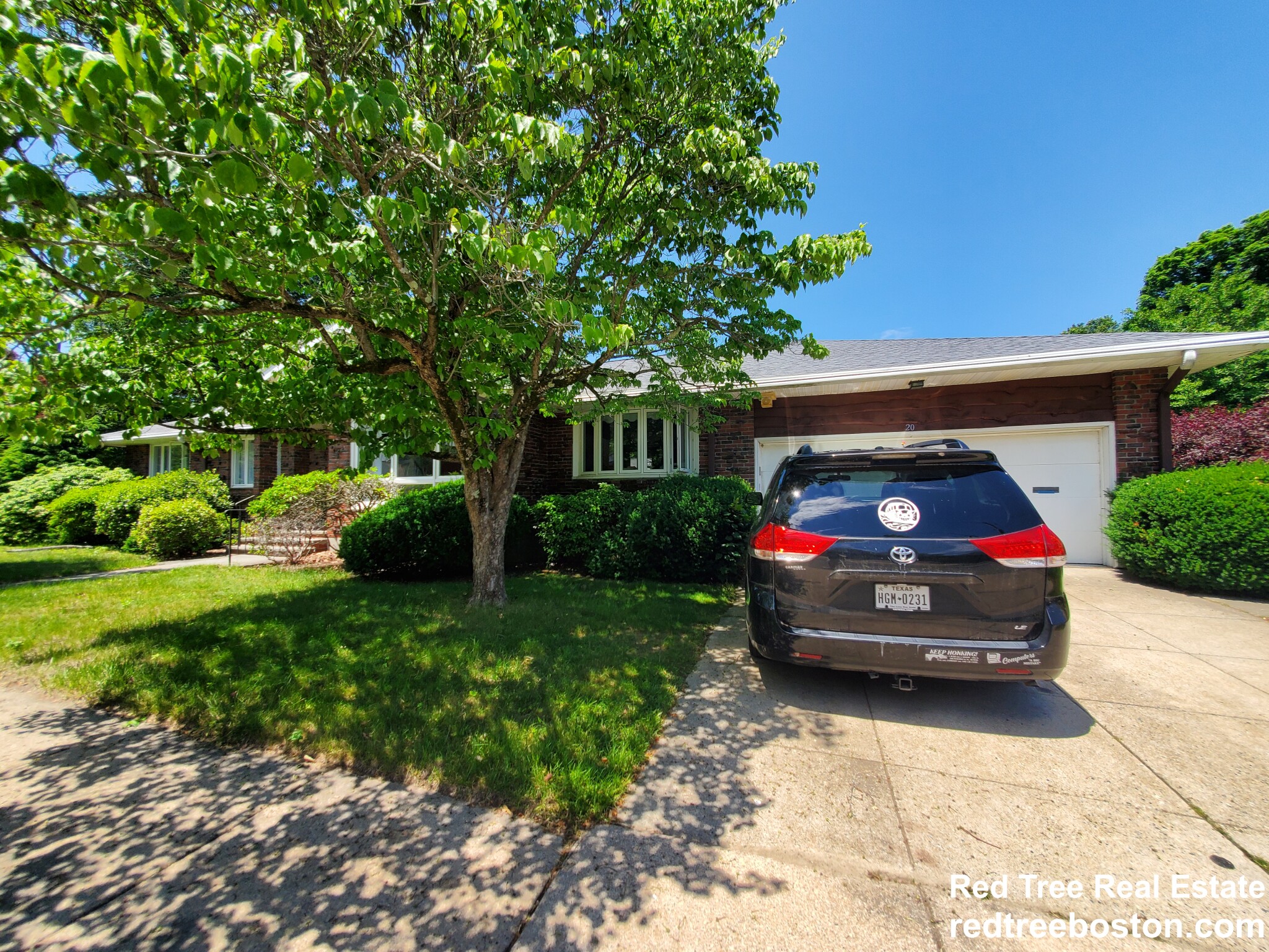 20 Mossdale Rd, Jamaica Plain