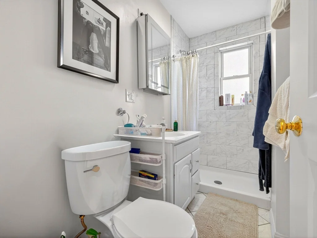 1576 Cambridge St, Mid-Cambridge