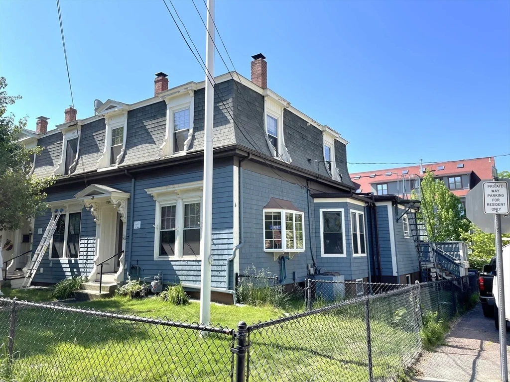 148 Morrison Ave, Davis Square