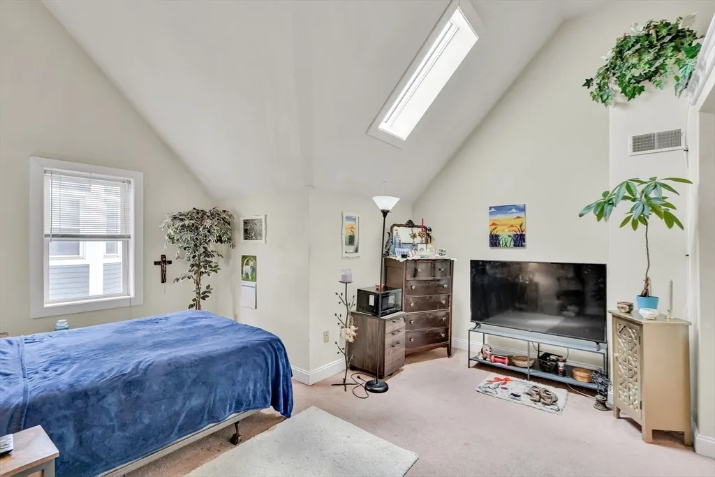 125 Tudor St, South Boston