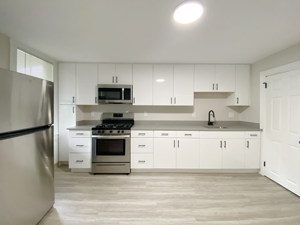 124 Trenton St, East Boston