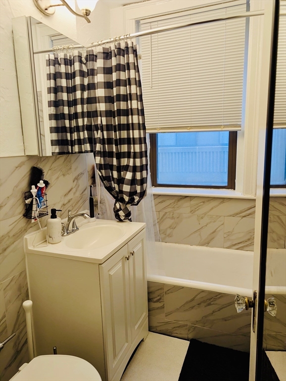 249 Chestnut Hill Ave, Brighton