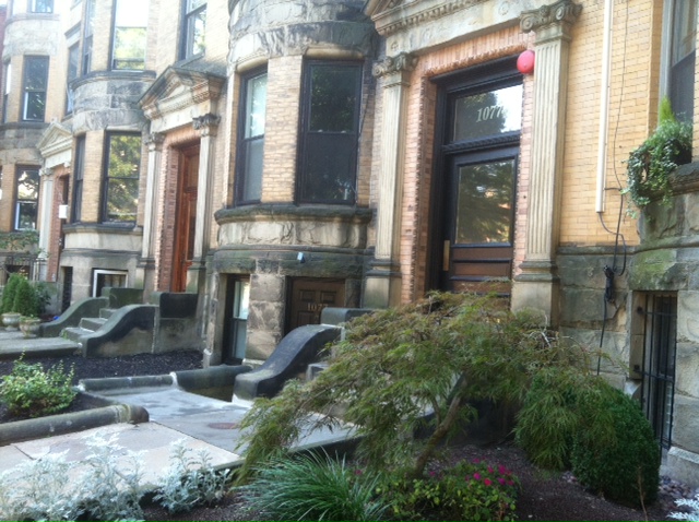 1077 Beacon St, Longwood