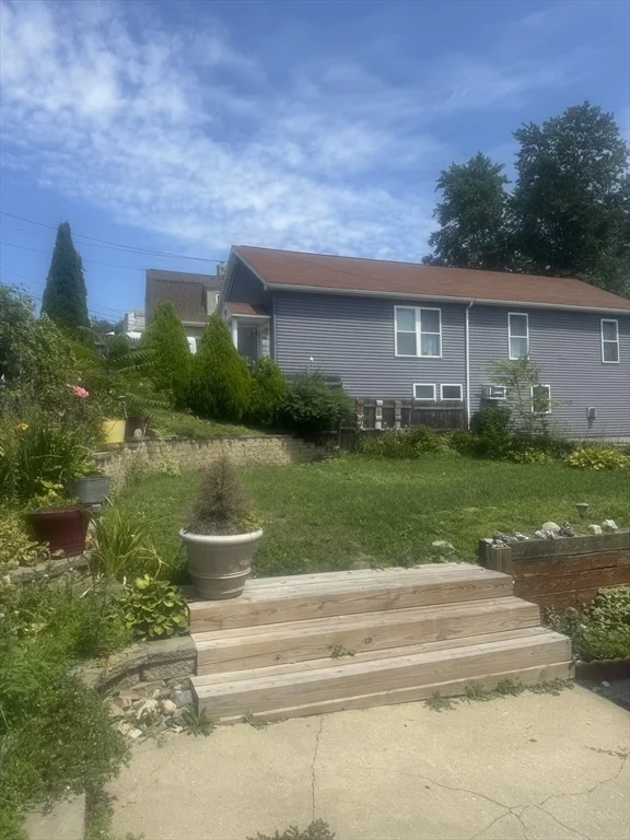 537 Park Ave, Revere