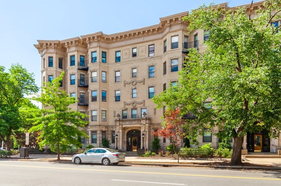 1111 Boylston St, Fenway