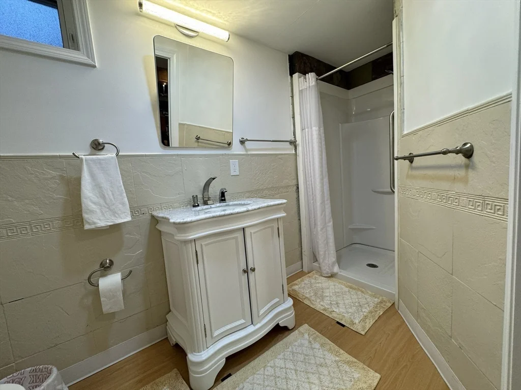 16 Homestead Ave, Quincy