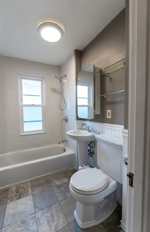 118 Newburg St, Roslindale