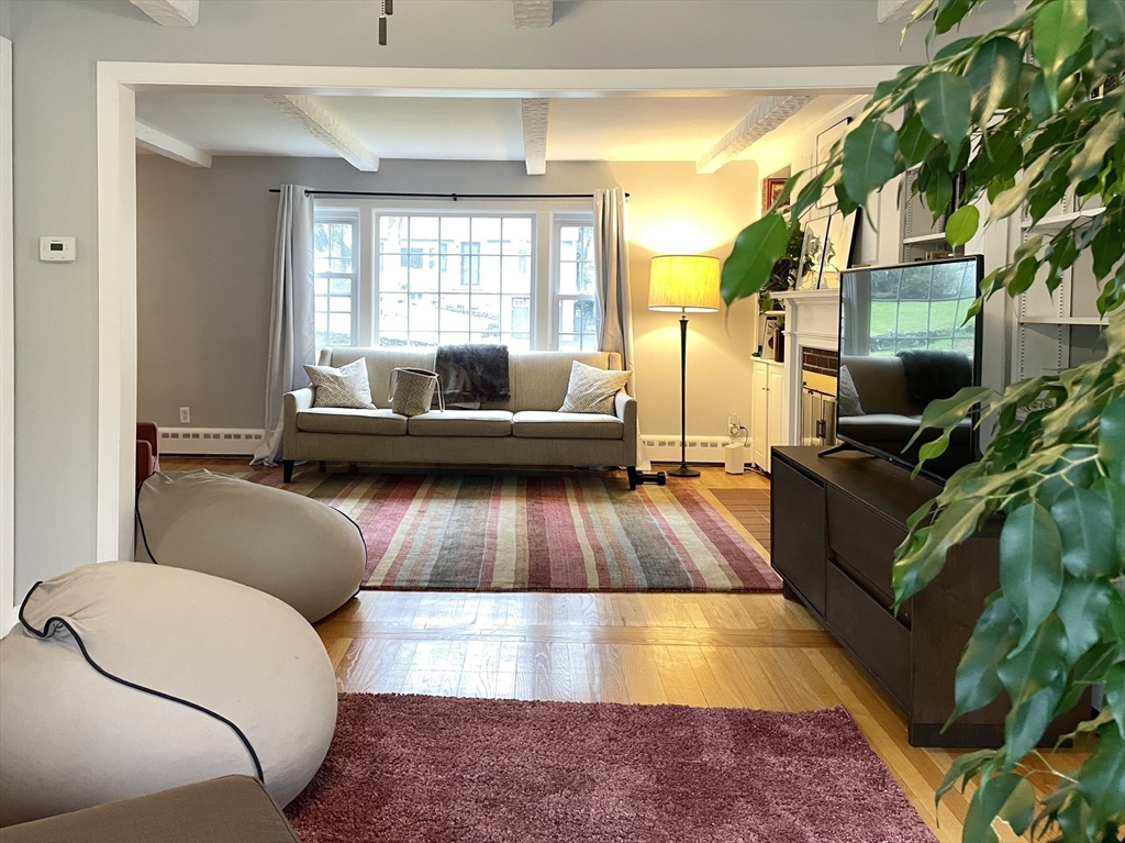 45 Bridge St, Lexington