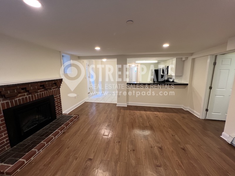 55 Langdon St, Neighborhood Nine