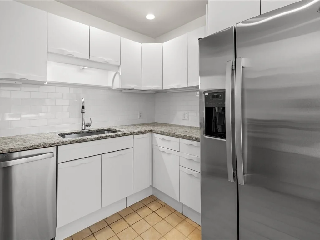 15 Woodridge Rd, Dover