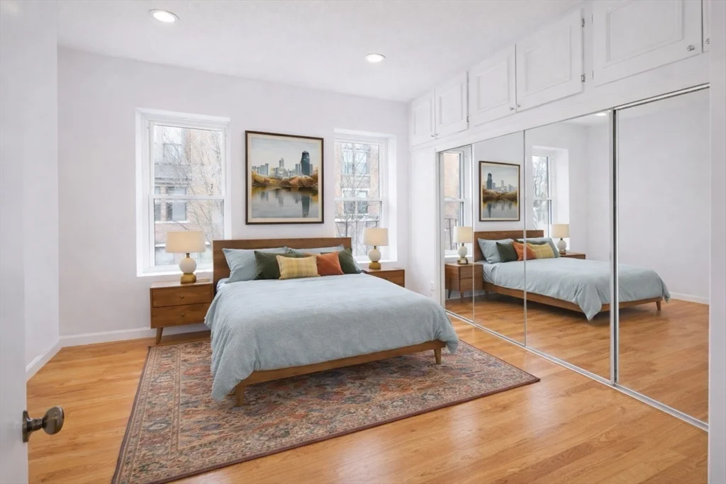 11 Albemarle St, Back Bay