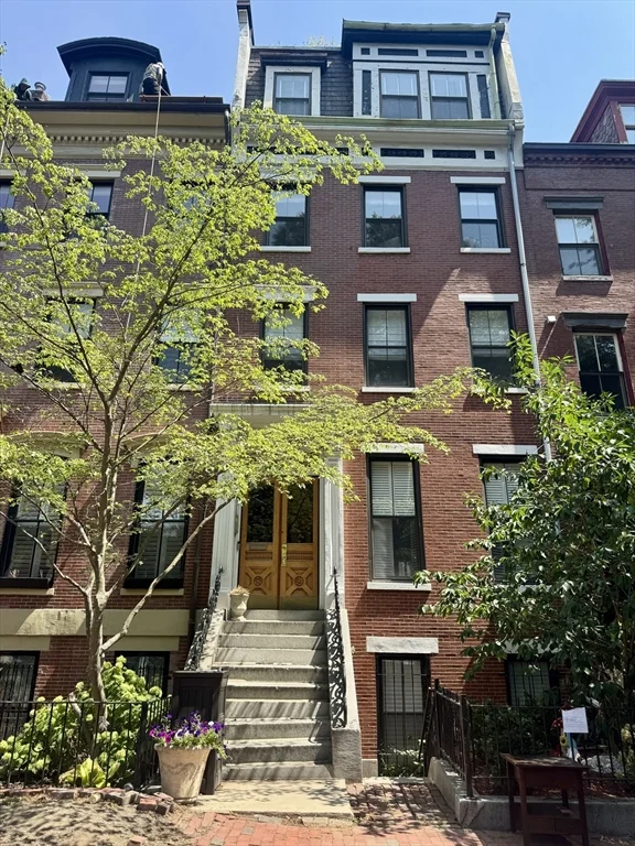 69 Rutland St, South End