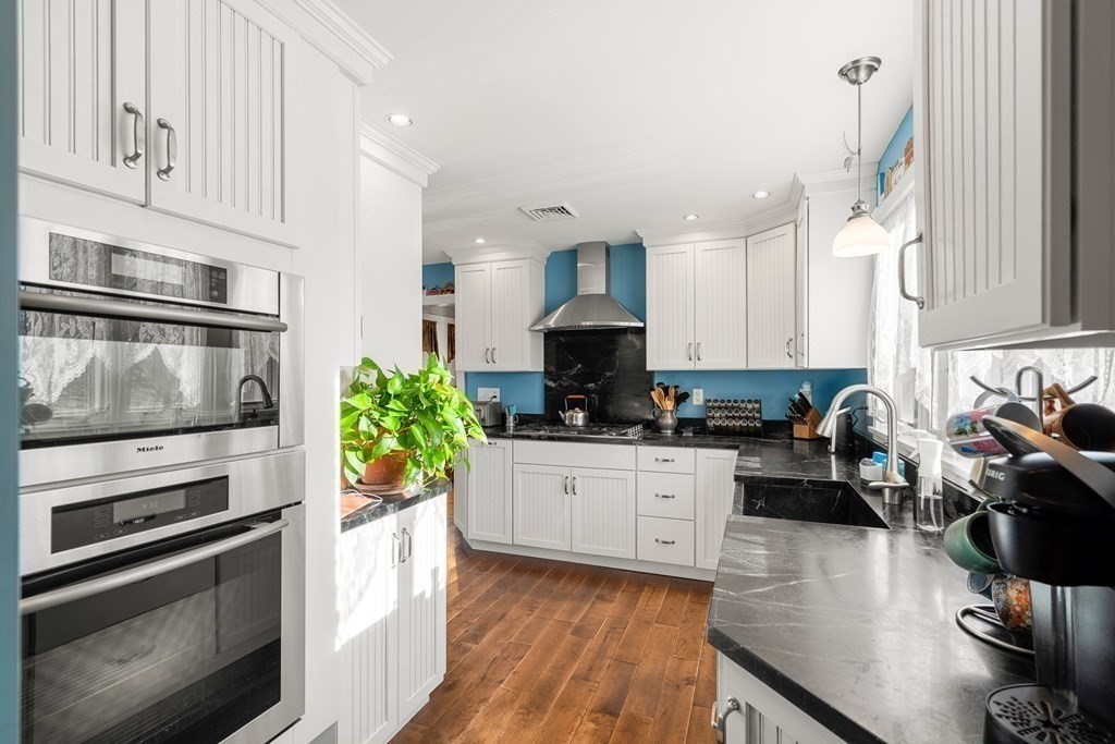 233 Main St, North Andover