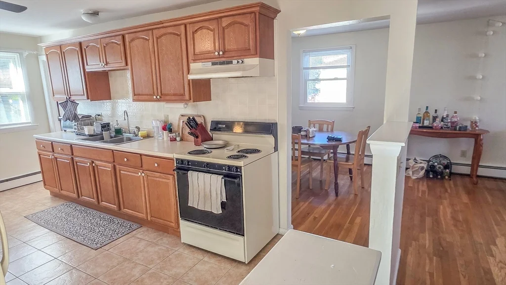 55 Wedgewood Rd, Tatnuck