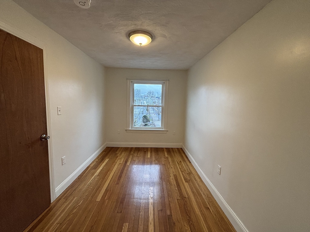 184 Bucknam, Everett