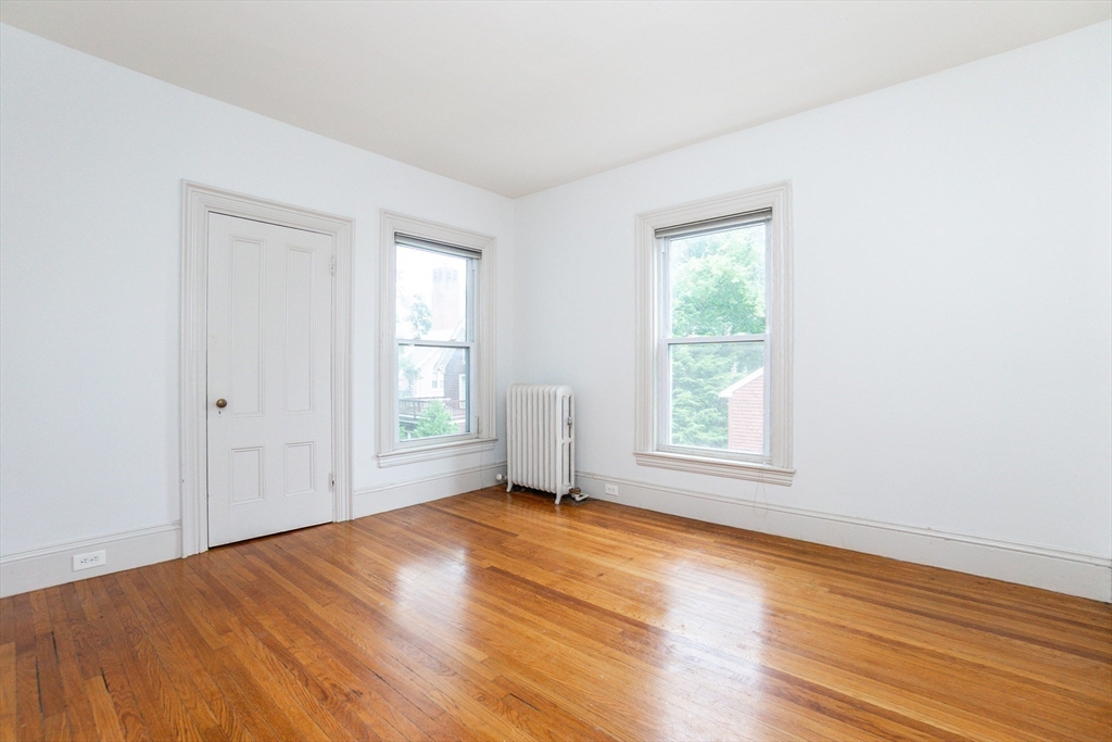 101 Central Ave, Newtonville