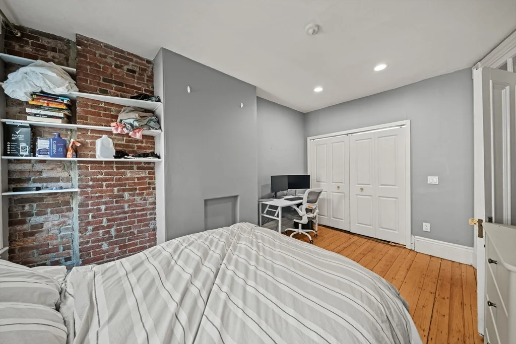19 Cortes St, Back Bay