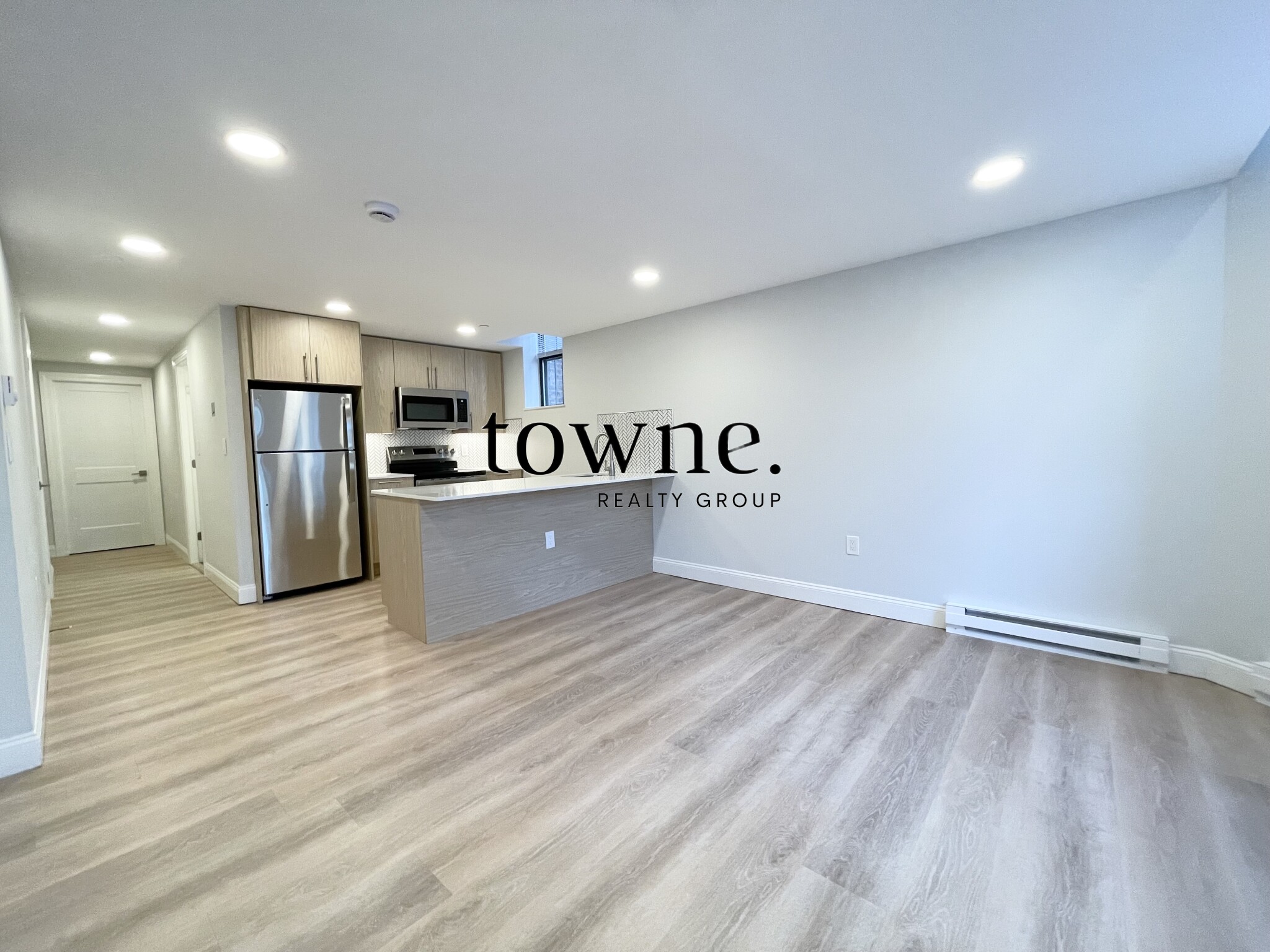 98 Queensberry St, Fenway