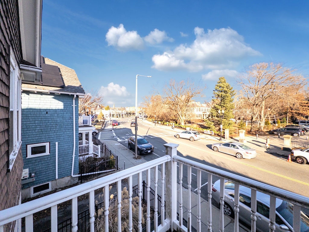 9 South St, Jamaica Plain