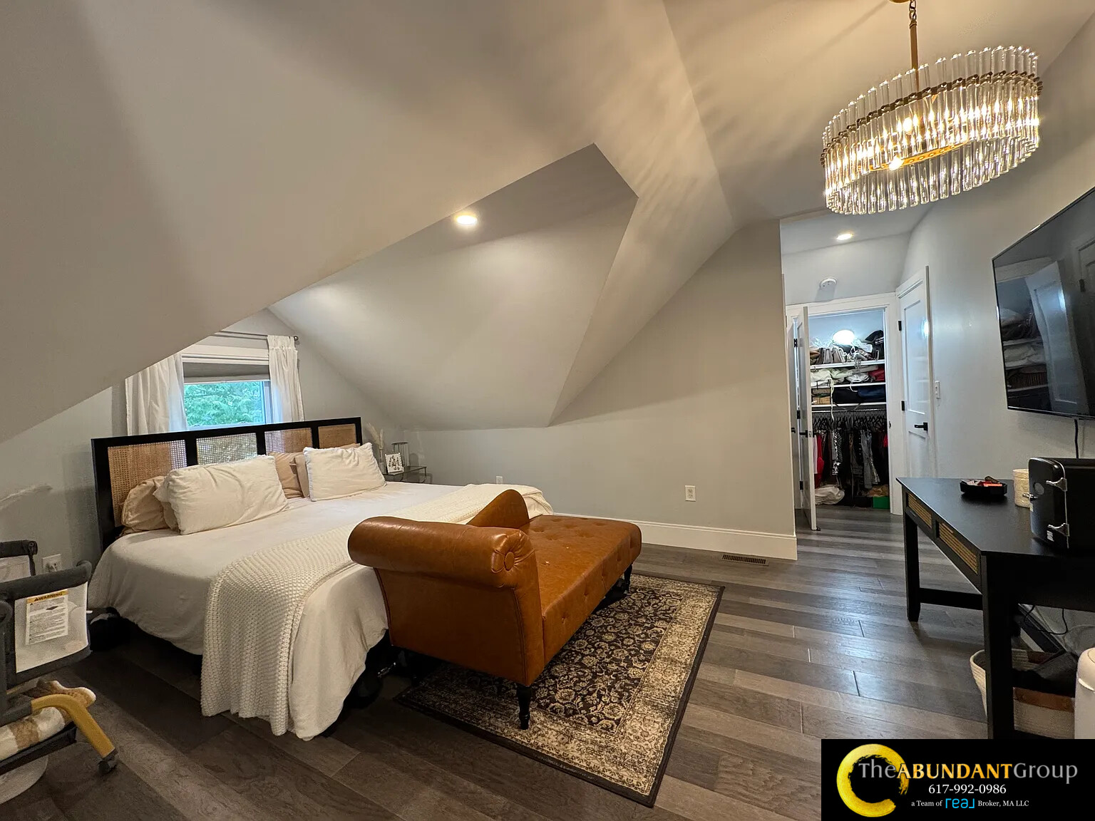 66 Calvary St, South Side