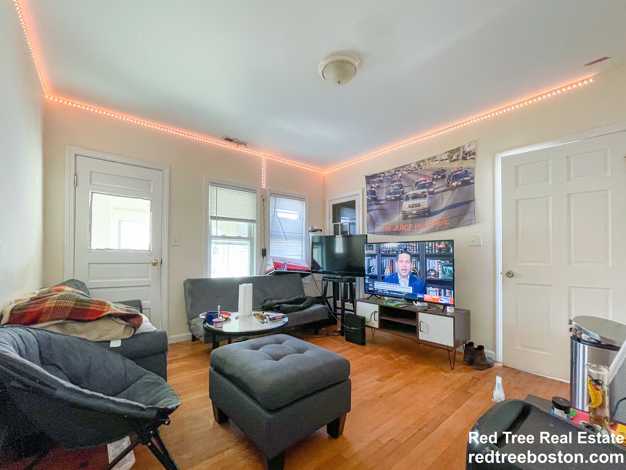 28 Linden St, Allston