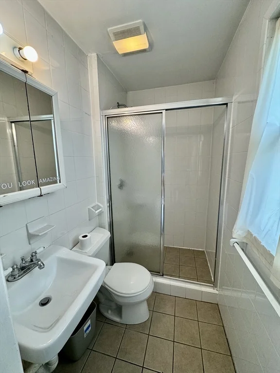 28 Boulevard Ter, Allston