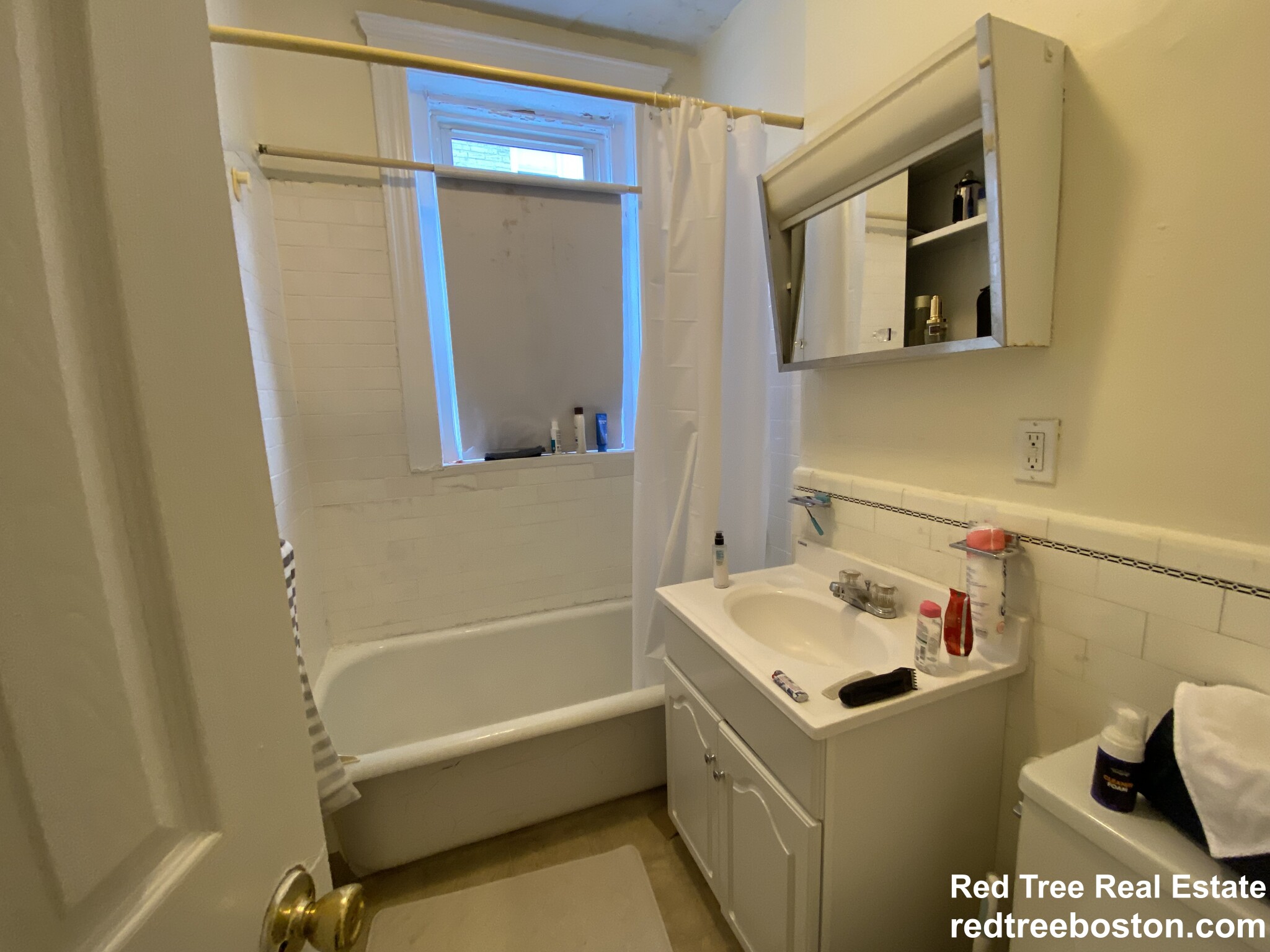 135 Washington St, Brighton