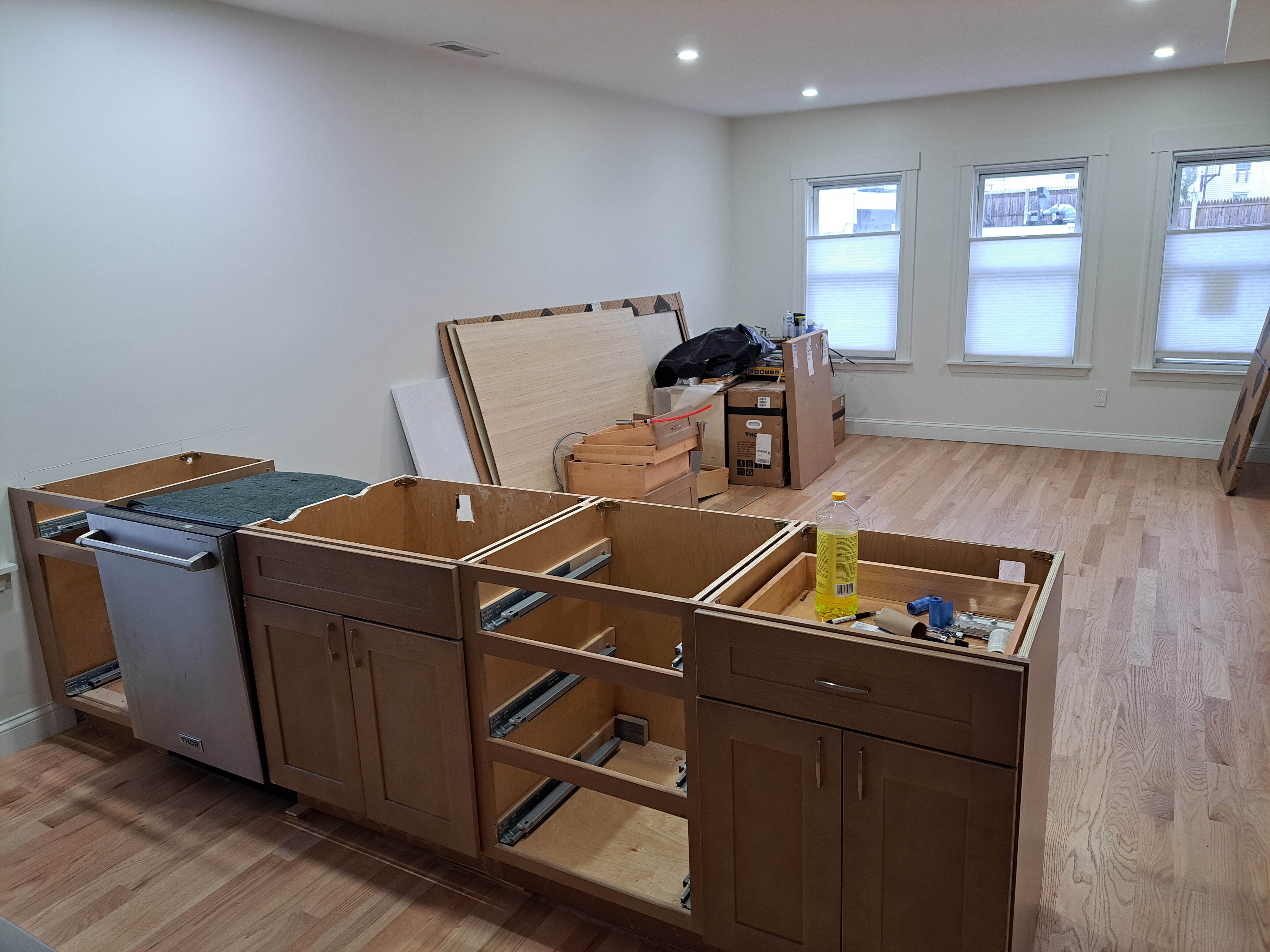 194 Cedar St, Powder House Square