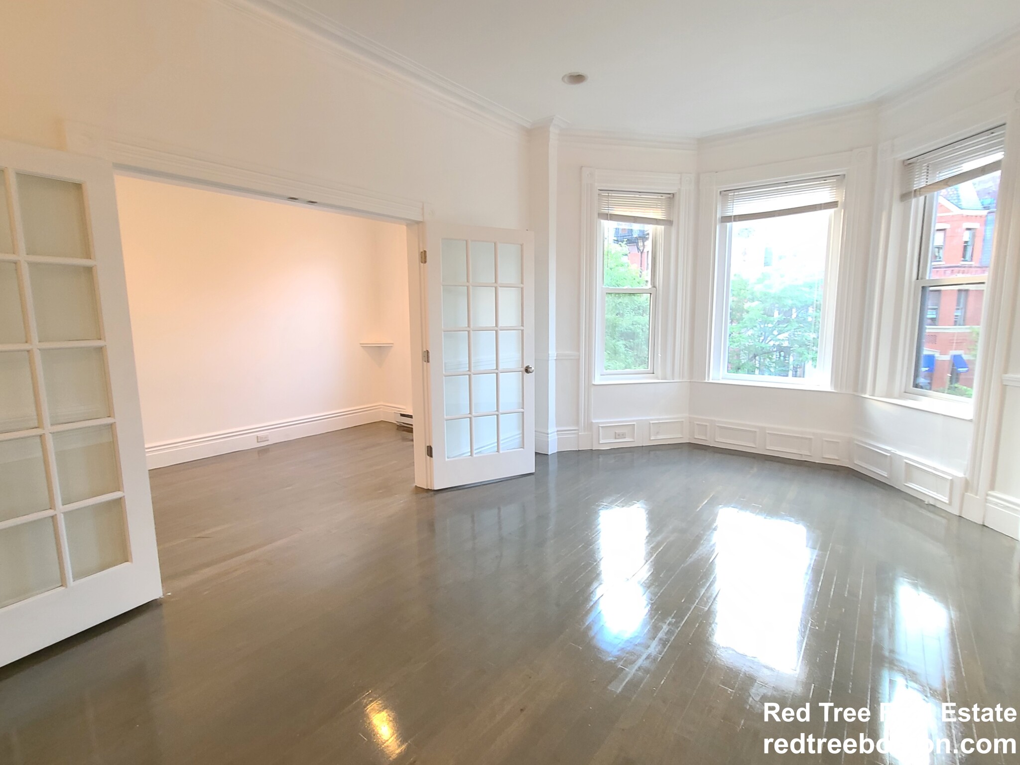 254 Newbury St, Back Bay