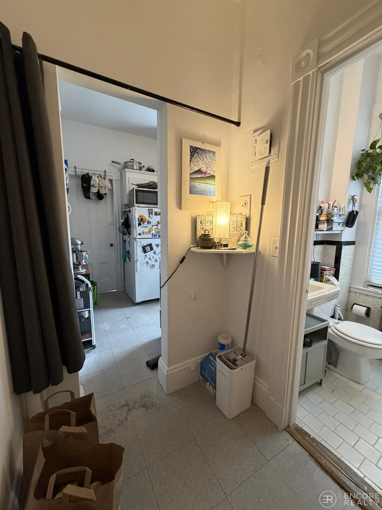 16 Davis Ave, Emerson Gardens