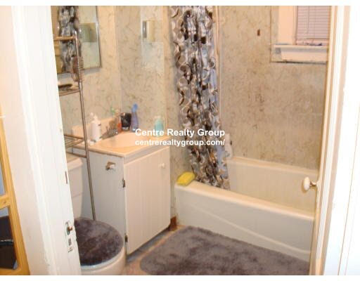 21 Weston St, West End