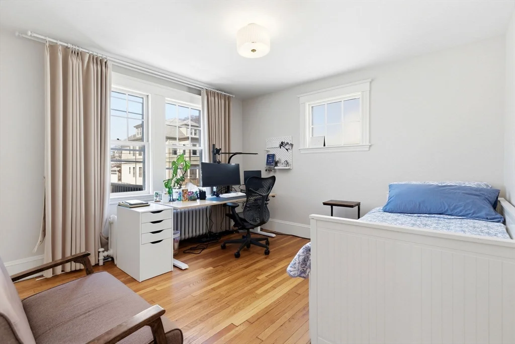 23 Matchett, Oak Square