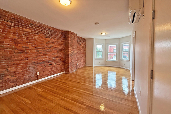 164 Broadway, East Somerville