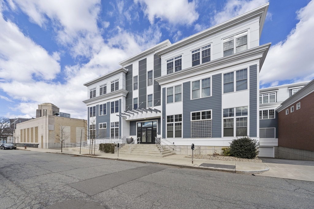 353 Summer St, Davis Square