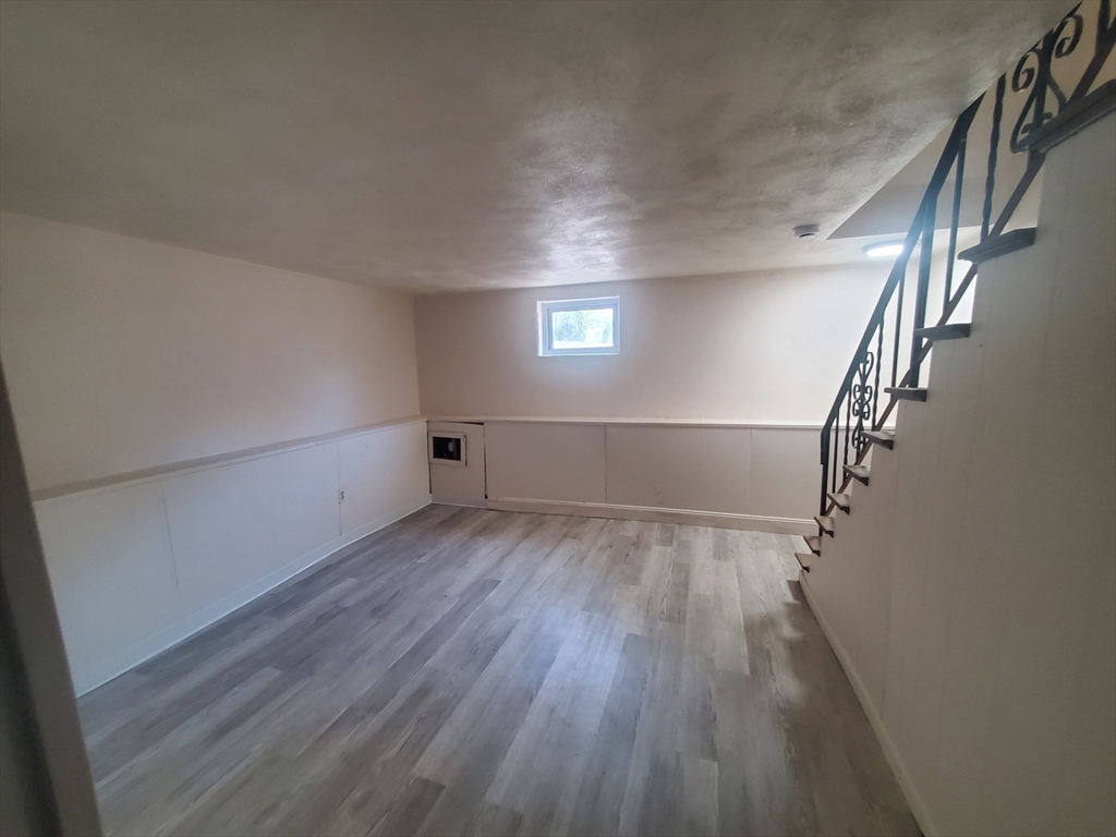 174 Pine St, Holbrook