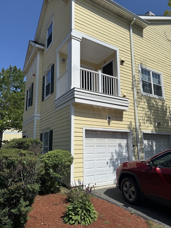 104 Gazebo Circle, Reading