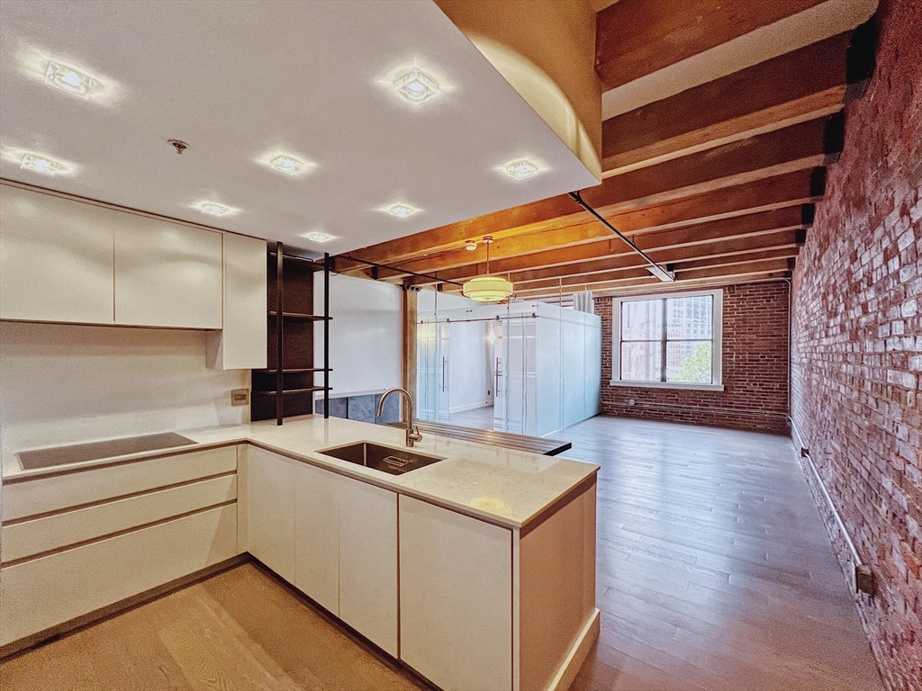 33 Sleeper St, Seaport District