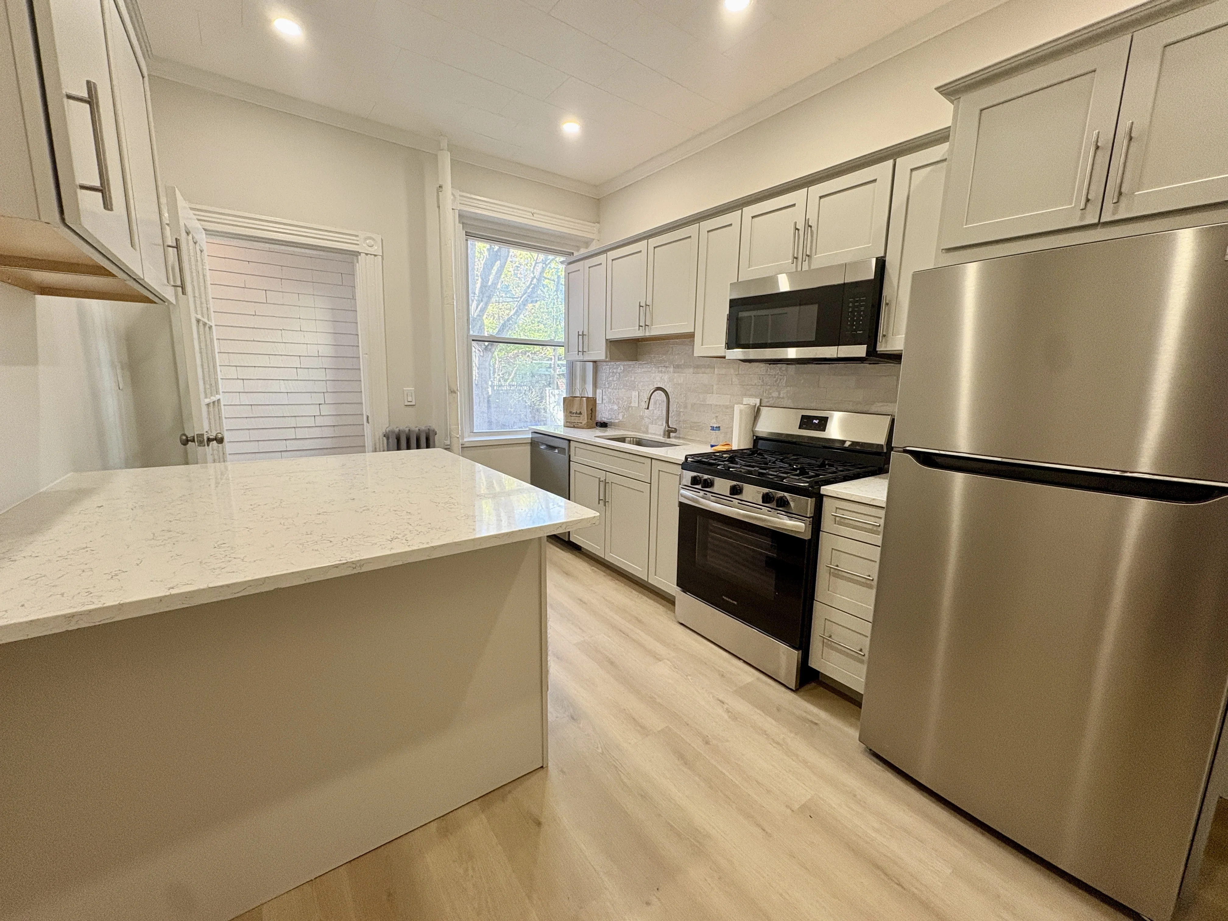 90 Fuller St, Coolidge Corner