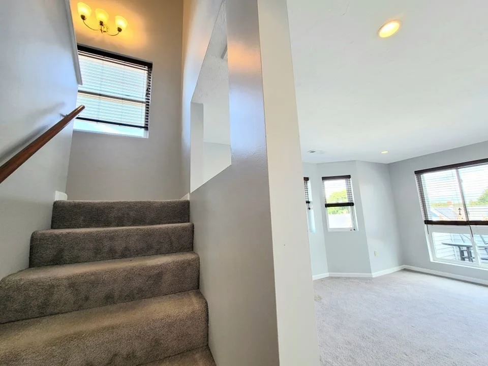 391 Hyde Park Ave, Jamaica Plain