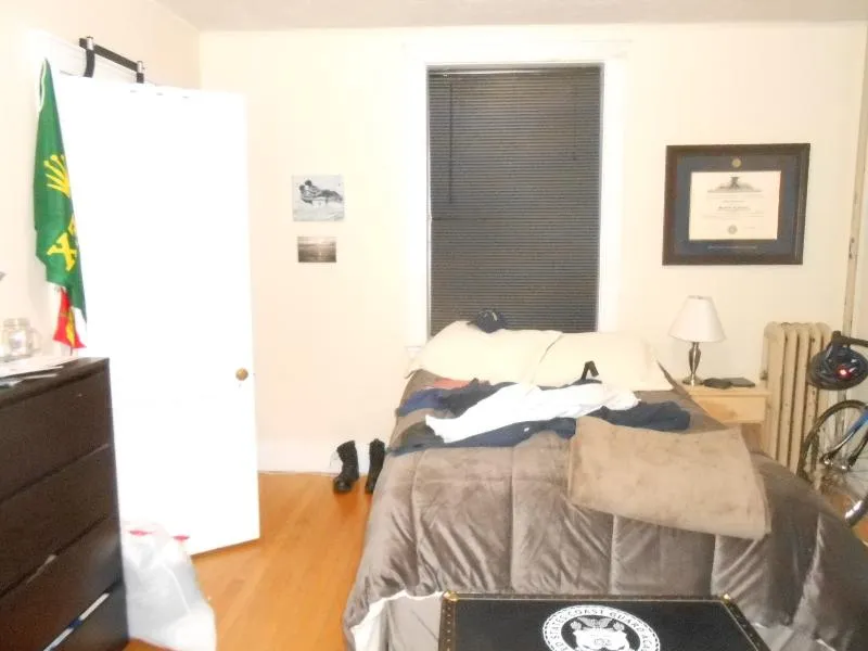 142 Davis Ave, Emerson Gardens